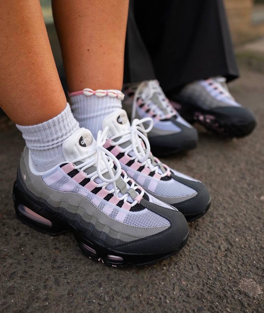 Nike Air Max 95 OG
Big Bubble Pink Foam  
size 36-46，
200 dhs🇦🇪🇦🇪

Zain18
♥️♥️♥️