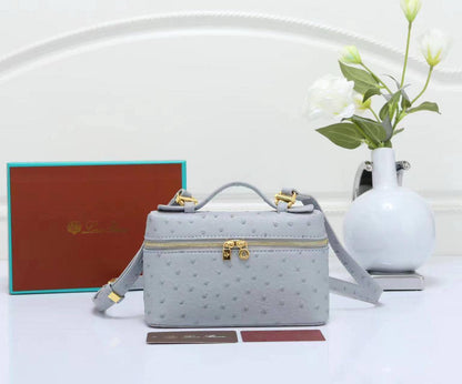 Loro Piana
85 dhs🪙💕

with box
🎁🎁🎁

Zain90
♥️♥️♥️