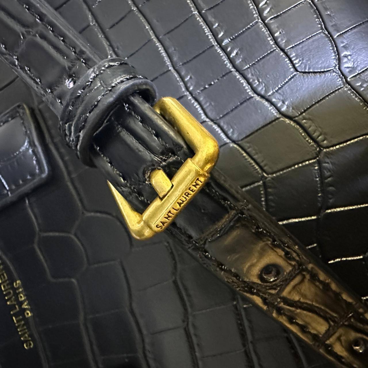 YSL 
COPY ONE 
 26CM 
140 dhs✅

Zain295
♥️♥️♥️