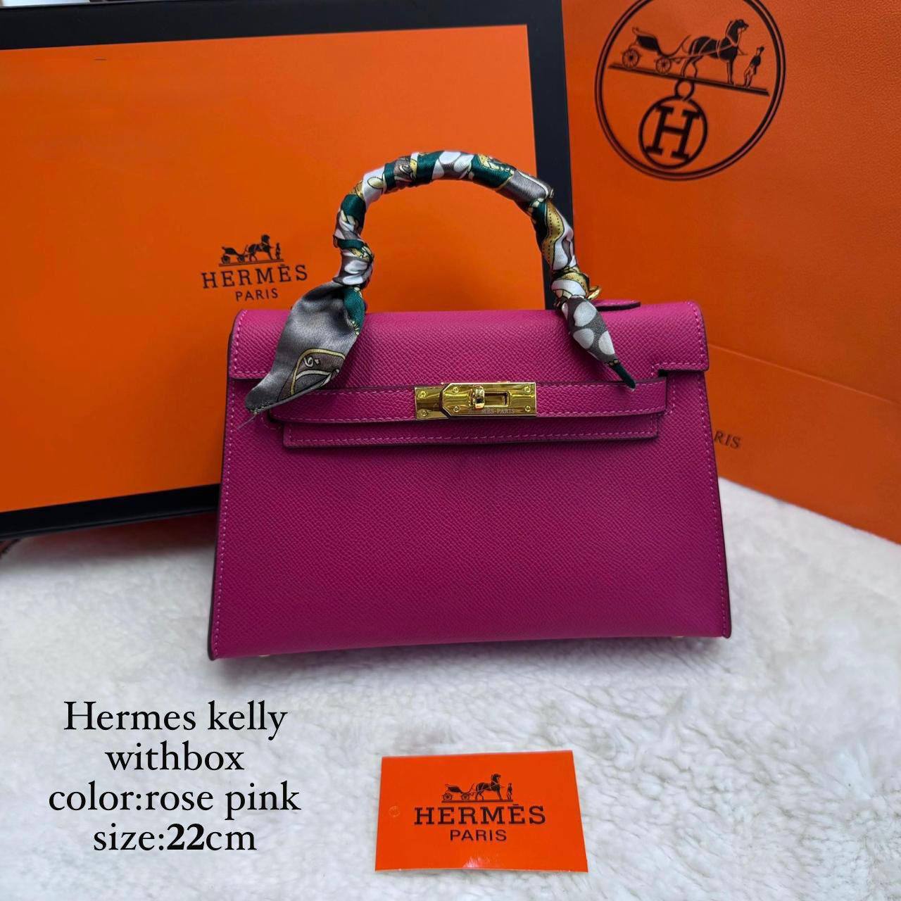 Hermes ᴋᴇʟʟʏ ʙᴀɢ  
gold hardware 
ᴡɪᴛʜ ʙᴏx 🎁
ʟᴇᴀᴛʜᴇʀ 
sɪᴢᴇ:22ᴄᴍ 
95 dhs✅

Zain56
♥️♥️♥️
