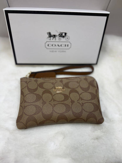 Coach

30 DHS💓

WITHBOX
🎁🎁🎁

Zain40
♥️♥️♥️