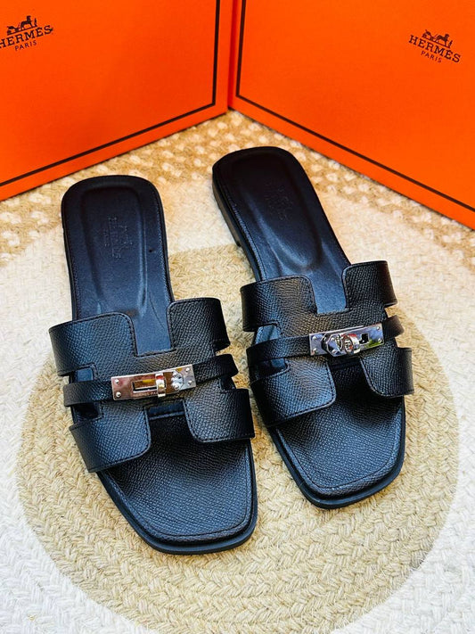 Hermes
Size 36-42 
100 dhs🪙🌨️

Zain132
♥️♥️♥️