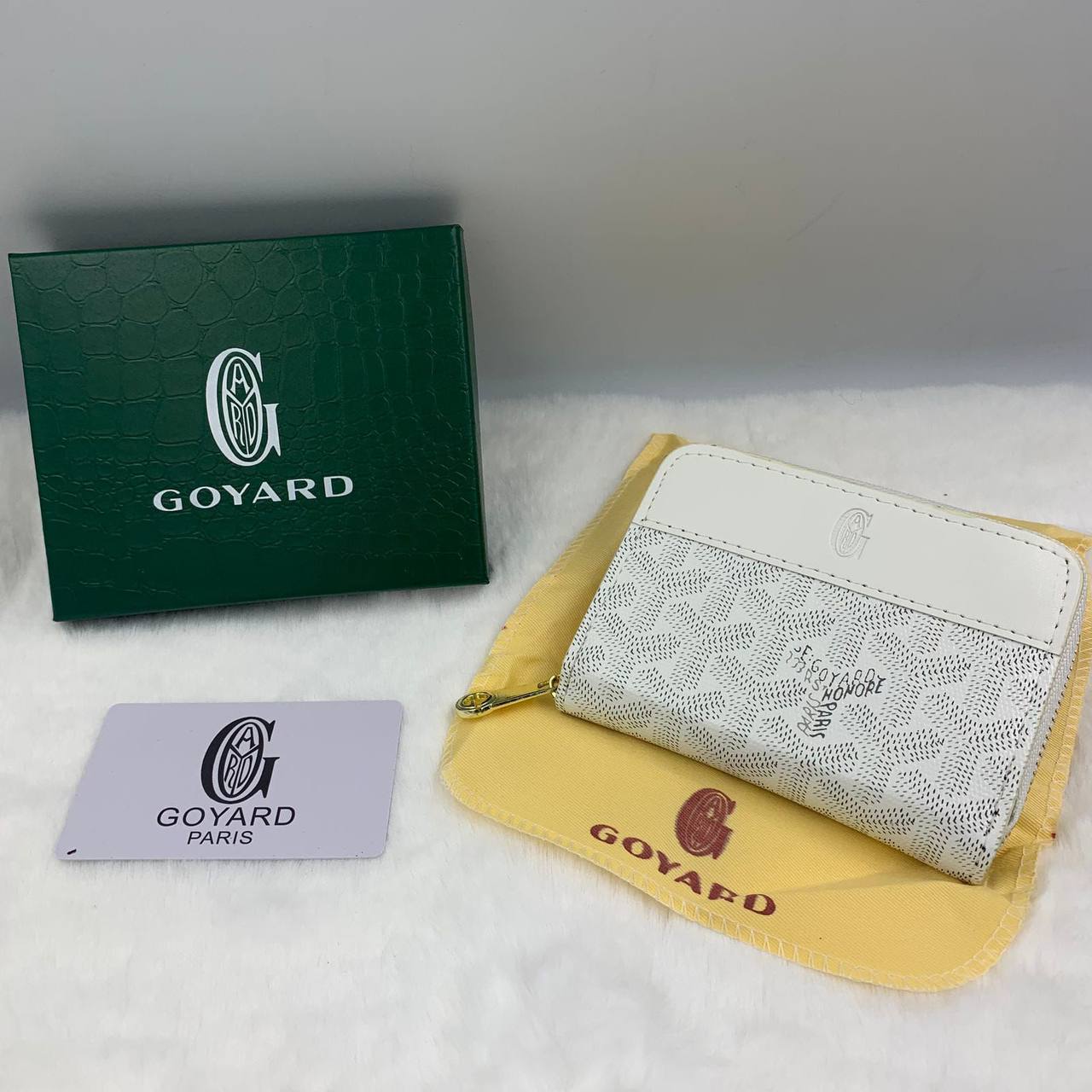 Wallets
35 dhs✅

Zain40
♥️♥️♥️