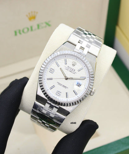 ROLEX LAND DWELLER MEN AUTOMATIC 41MM

260 dhs✅

Zain58
♥️♥️♥️