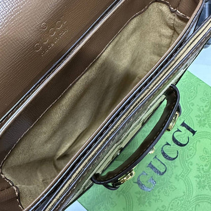GUCCI 
GOOD QUALITY

 WITH BOX 
🎁🎁🎁

90 dhs✅

Zain39
♥️♥️♥️