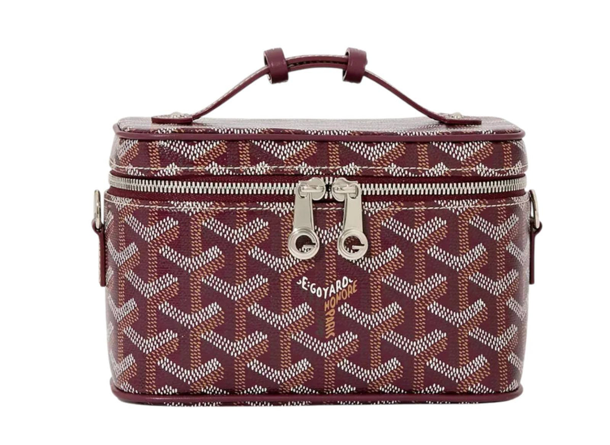GOYARD

best quality 
with box
100 dhs🇦🇪🇦🇪🇦🇪

size17CM

Zain290
♥️♥️♥️