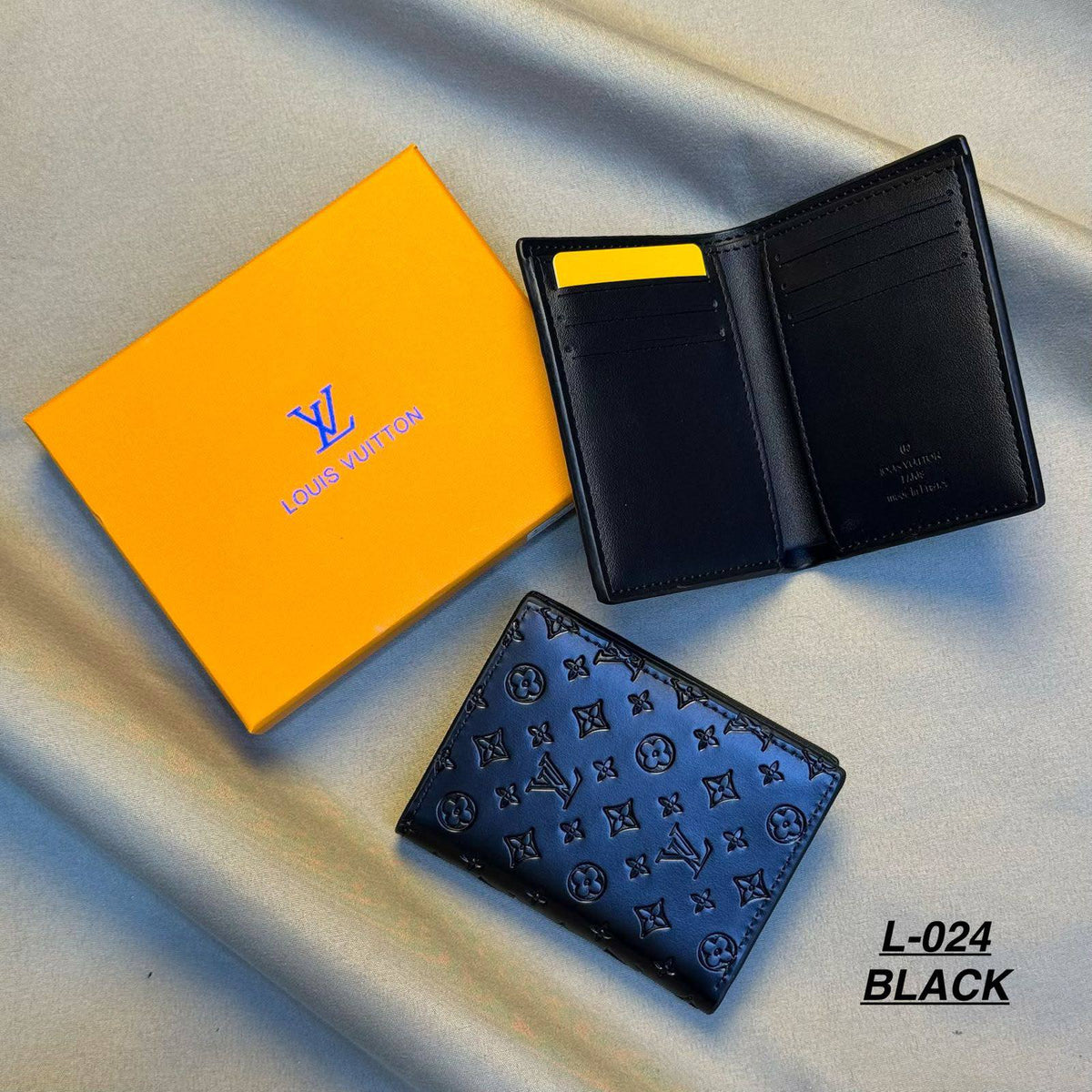 Wallets

Dior
Mont blanc
Fendi
Goyard
LV
Cartier
D&G

70 dhs🇦🇪🇦🇪

Zain182
♥️♥️♥️