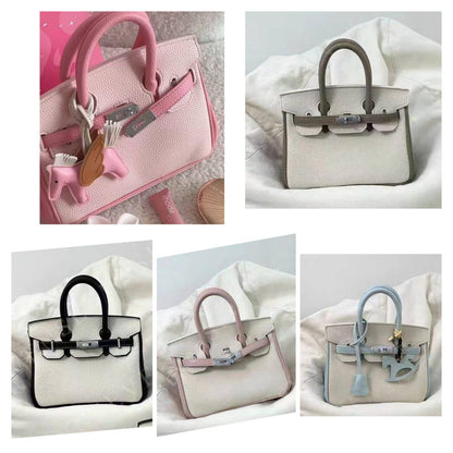 Bags 
95 dhs✅

Zain299
♥️♥️♥️