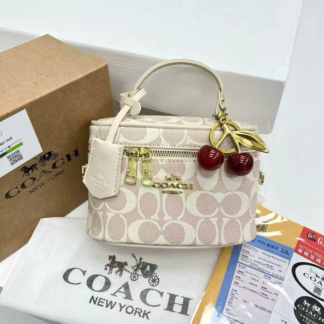 Coach 
with box 


85 dhs🇦🇪🇦🇪

Zain232
♥️♥️♥️