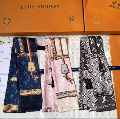 Silk   Bag scarf 
20 dhs💓

Zain93
♥️♥️♥️