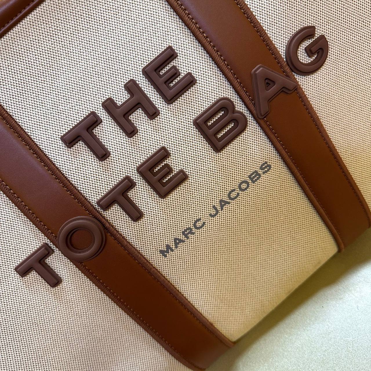 MARC JACOBS 
THE TOTE BAG 
BIG SIZE 
HIGH QUALITY
130 dhs🇦🇪🇦🇪

Zain295
♥️♥️♥️