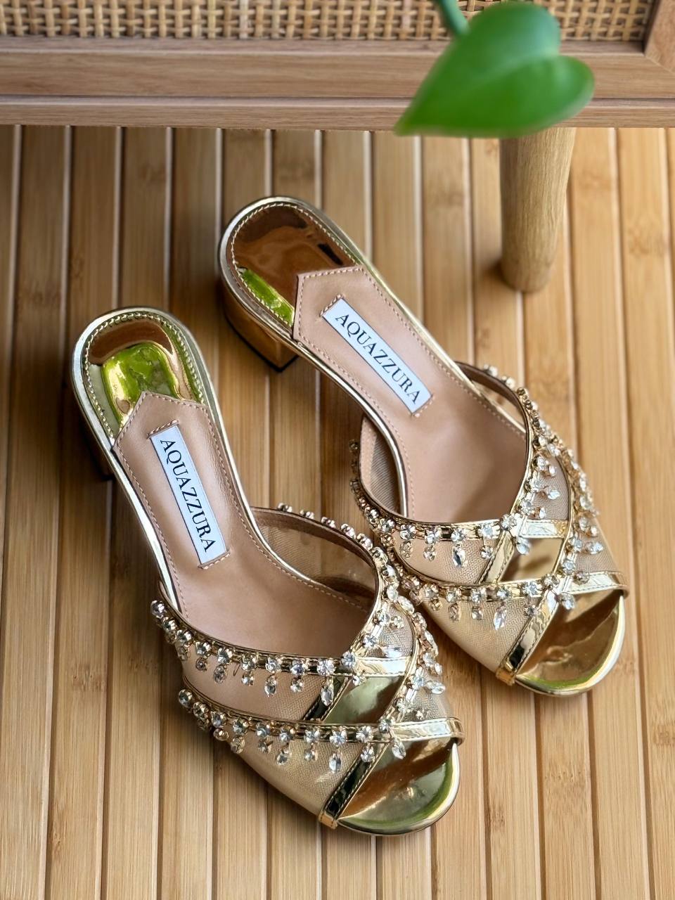 Aquazzura
Vip quality 
Size:36 to 41
450 dhs🇦🇪🇦🇪

Zain303
♥️♥️♥️