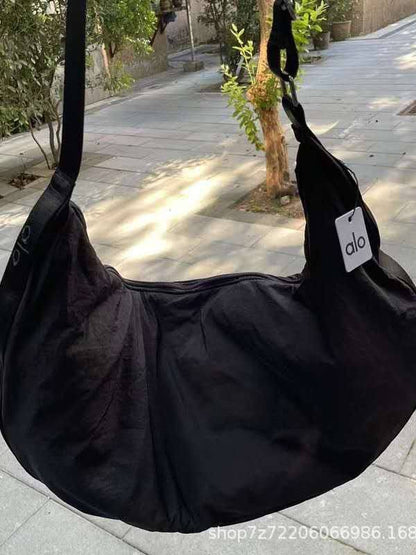 ALO BAG
GOOD QUALITY
75 DHS✅

Zain40
♥️♥️♥️