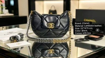Chanel

115 dhs✅

with box 🎁

Size :22-14-5

Zain07
♥️♥️♥️