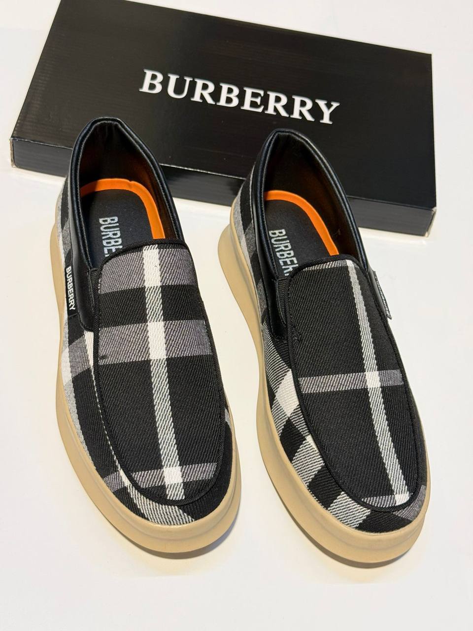 BURBERRY SHOES
GOOD QUALITY
105 dhs✅
Size 39 TO 45

Zain40
♥️♥️♥️