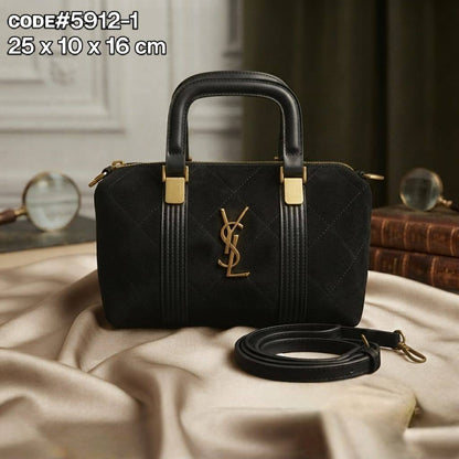 YSL  - Yves Saint Laurant
ᴛᴏᴘ ʜᴀɴᴅʟᴇ sᴘᴇᴇᴅʏ
sᴜᴇᴅᴇ & ʟᴇᴀᴛʜᴇʀ ᴍᴀᴛᴇʀɪᴀʟ
ɢᴏʟᴅ ʜᴀʀᴅᴡᴀʀᴇ
ᴡɪᴛʜ ʟᴏɴɢ ʙᴇʟᴛ sᴛʀᴀᴘ
sɪᴢᴇ: 25 cm

85 dhs🇦🇪🇦🇪

Zain31
♥️♥️♥️