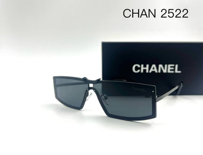 Chanel New💥*
Sunglasses 🕶️ 
good quality 💯
With master box 🗃️ 
50 dhs💛

Zain273
♥️♥️♥️