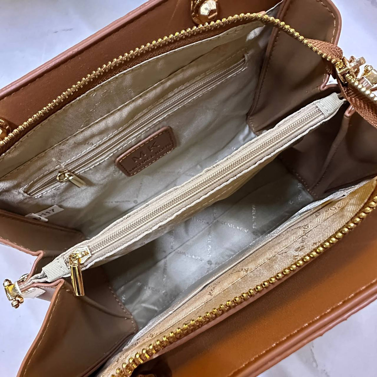 MK 

NEW CAME 

HIGH QUALITY 
115 dhs🇦🇪🇦🇪

Zain39
♥️♥️♥️