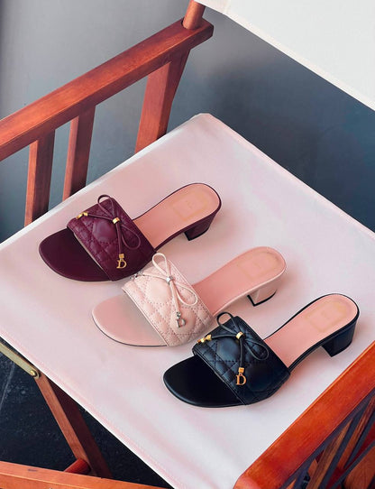 DIOR
Size 36-41
_Super master high quality_🪡
450 dhs🇦🇪🇦🇪

Zain176
♥️♥️♥️