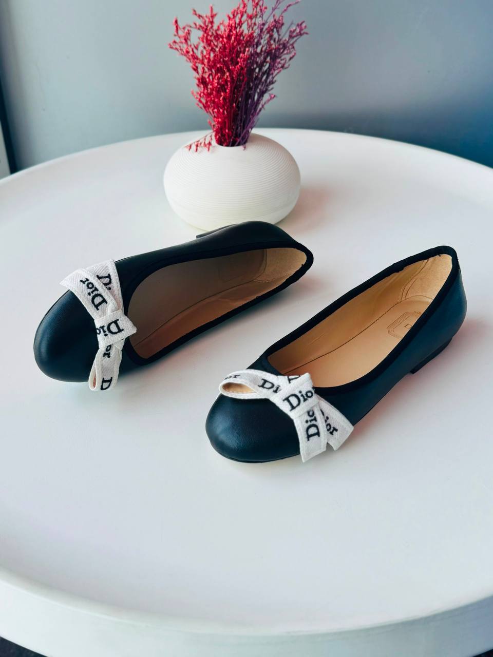 DIOR 
*36-41*
_Super master high quality_🪡
450 dhs✅

Zain176
♥️♥️♥️