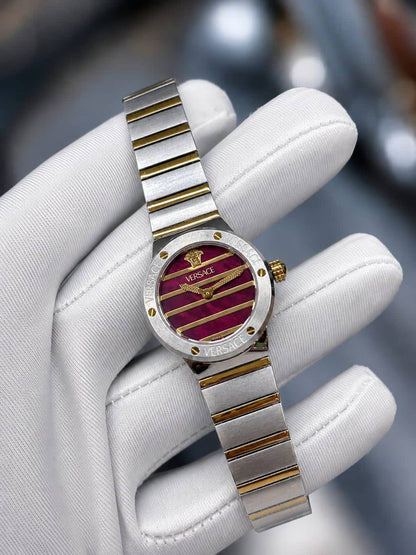 Versace 
watch for ladies 
good quality 
250 dhs💓

Zain59
♥️♥️♥️