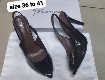 Giuseppe zanotti

size 36 to 41

110 dhs❣️

Zain146
♥️♥️♥️