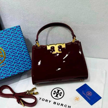 TORY BURCH NEW CAME GOOD QUALITY 
WITH BOX 
95 dhs✅

Zain295
♥️♥️♥️