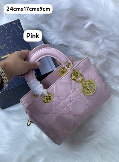 Dior
with box
🎁🎁🎁

110 dhs✅

Zain72
♥️♥️♥️