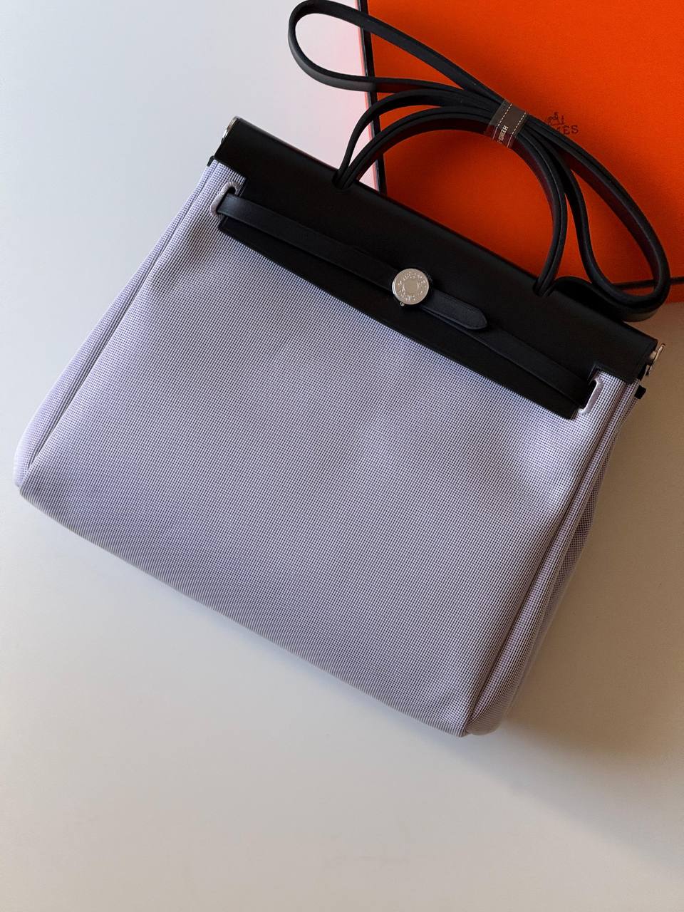 Hermes
 Herbag 31cm💥Master quality ✅with box📦
610 dhs💓

Zain52
♥️♥️♥️