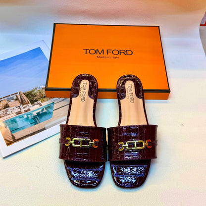 Restock

Tomford ladies

36 to 41
80 dhs🇦🇪🇦🇪

Zain236
♥️♥️♥️