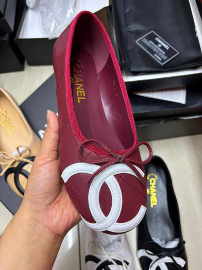 Chanel 

36-41,

150 dhs🇦🇪🇦🇪🇦🇪

Zain145
♥️♥️♥️