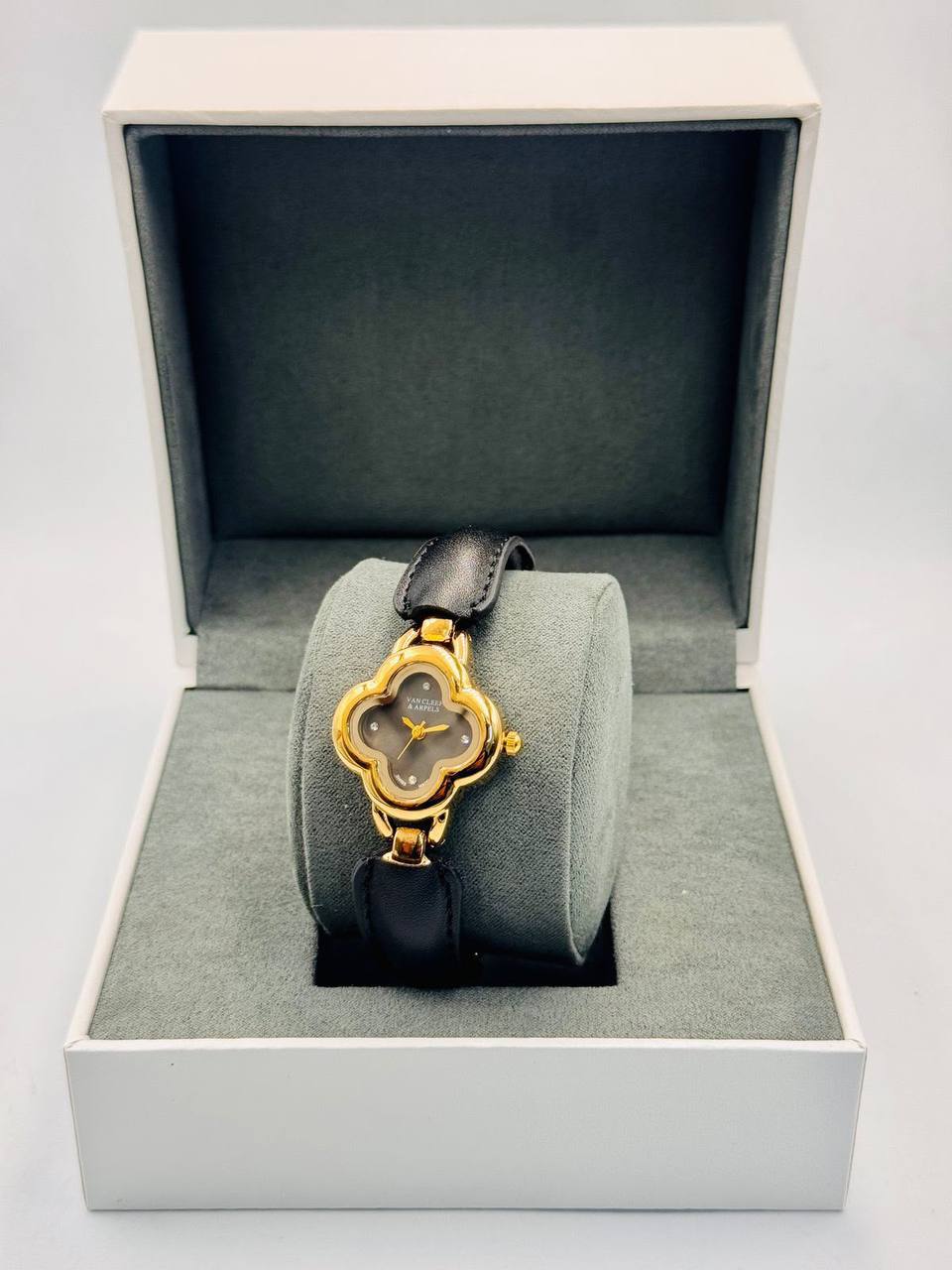 VCA Ladies 
offer price 
55 dhs✅

Zain08
♥️♥️♥️