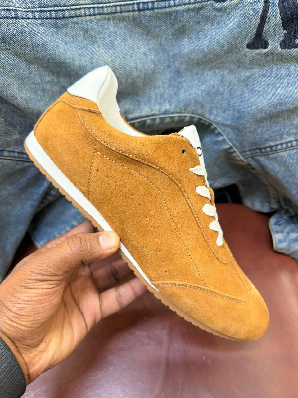 Alo
Size 40-45⚡️
140 dhs💓

Zain183
♥️♥️♥️