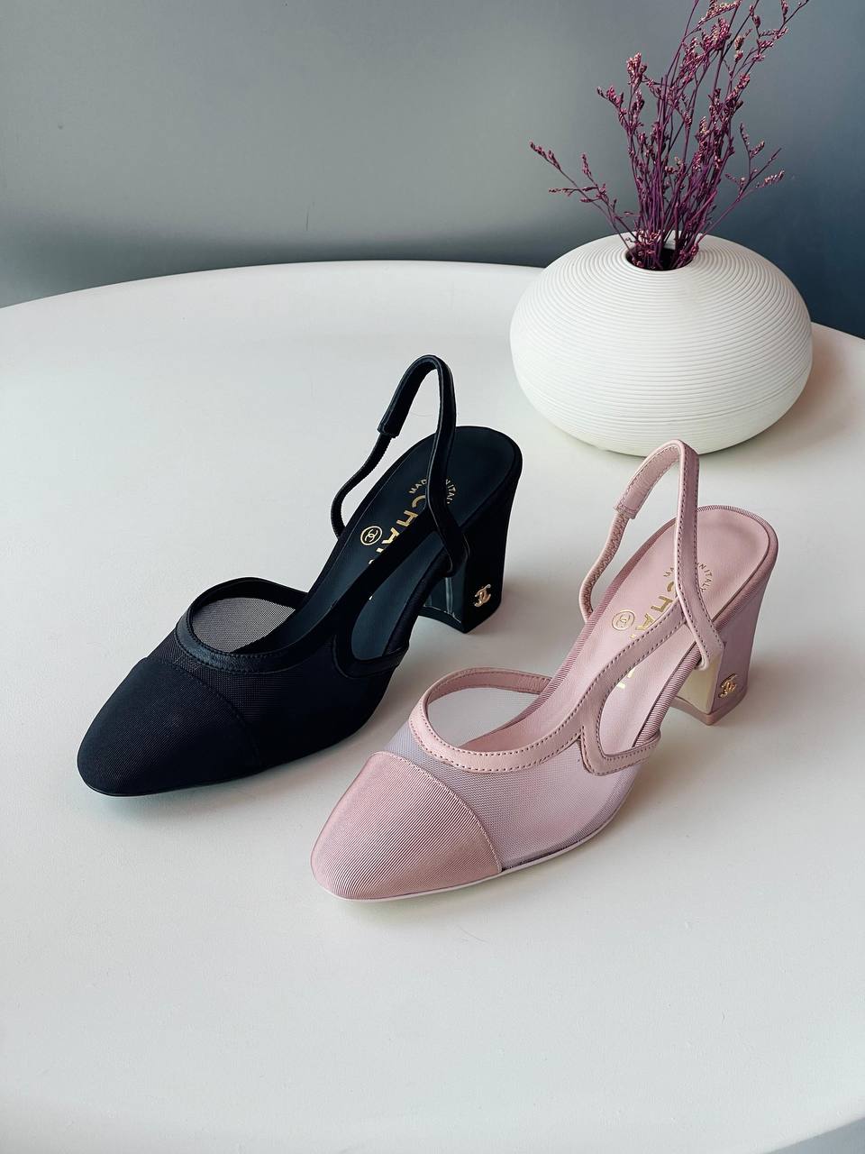 Chanel 🧶
Size 36-41
_Super master high quality_🪡
450 dhs✅

Zain176
♥️♥️♥️