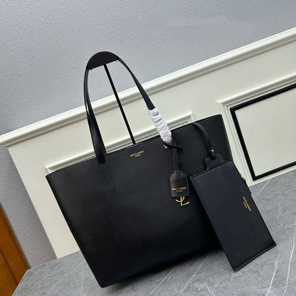 YSL 
GOOD QUALITY 
120 dhs🇦🇪🇦🇪

Zain295
♥️♥️♥️