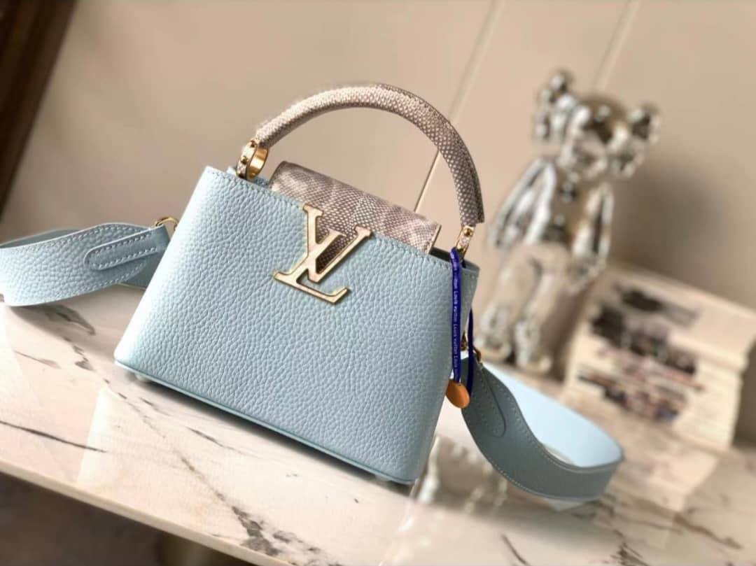 Bags
Update Stock
100 dhs✅
high quality 

With box
🎁🎁🎁

Zain26
♥️♥️♥️