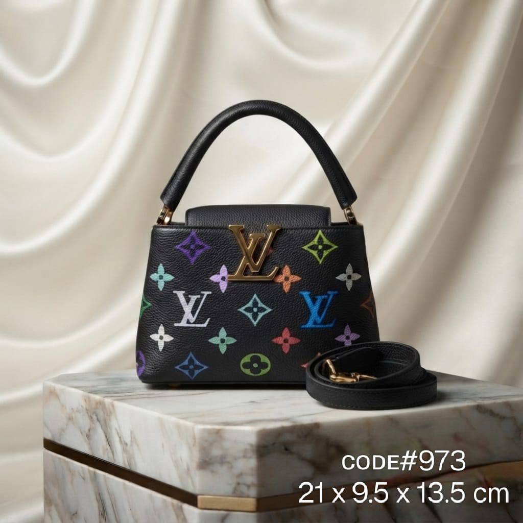 LV
ᴄᴀᴘᴜᴄɪɴᴇs ᴍᴏɴᴏɢʀᴀᴍ
ᴀɴᴅ ᴍᴏɴᴏ ᴇᴍᴘʀᴇɪɴᴛᴇ 
ɢᴏʟᴅ ᴛᴏɴᴇᴅ ʜᴀʀᴅᴡᴀʀᴇ
ᴡɪᴛʜ ʟᴏɴɢ ʙᴇʟᴛ sᴛʀᴀᴘ
sɪᴢᴇ : 21 cm

75 dhs🇦🇪🇦🇪

Zain31
♥️♥️♥️
