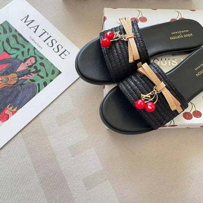 Coach
95 dhs🪙🌨️ 
high quality 
Size35-41

Zain26
🌨️🌨️🌨️