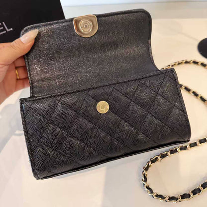 Chanel
105 dhs✅  
Size:19*6*12
with box

Zain07
♥️♥️♥️