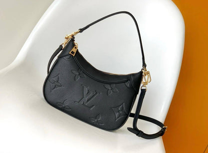 LOUIS VUITTON ✨💕✨
New collection ✨✨✨
SuperMaster Quality 🔥🔥
Available Now ❤️❤️❤️
For Price 👇 WTSP Text Zain 0568585901

Zain252
♥️♥️♥️