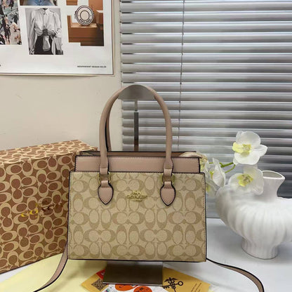 Coach 

No box
70 dhs🇦🇪🇦🇪🇦🇪

Zain232
♥️♥️♥️