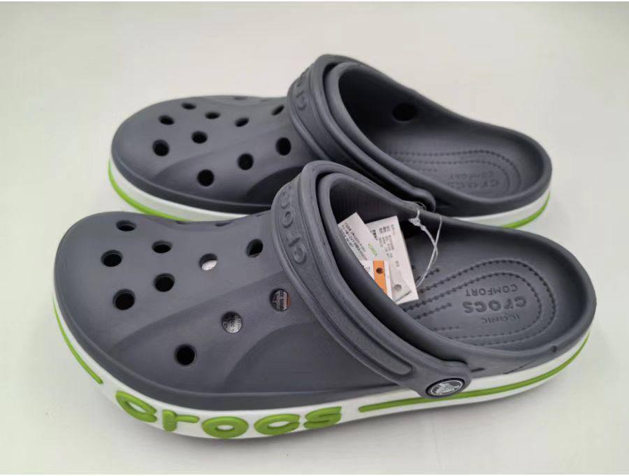 crocs unisex
Size 36 to 45
50 dhs✅

Zain236
♥️♥️♥️
