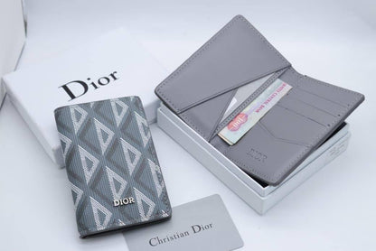 Dior Wallet 

65 dhs🇦🇪🇦🇪

With Box

Zain33
♥️♥️♥️