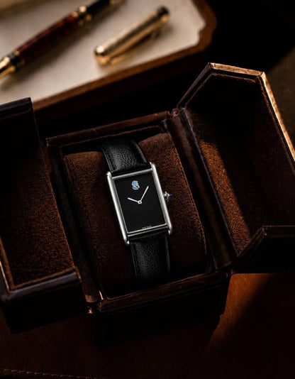 Louis Hilano watch  (unsix size 36mm)  
270 dhs🇦🇪🇦🇪

Zain59
♥️♥️♥️