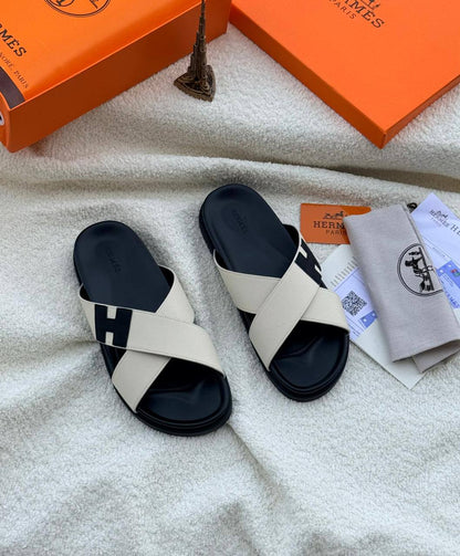 🧨   Hermes mens 

🎊.    Size 40 to 46.    🎊

100 dhs🌺

Zain80
♥️♥️♥️