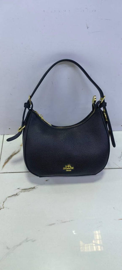 Coach 
65 dhs💓

Zain232
♥️♥️♥️