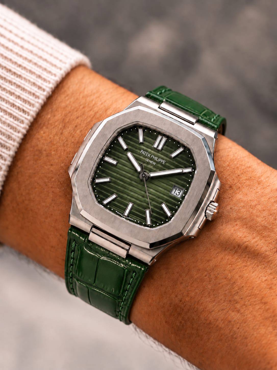 Patek Philippe 

watch for men 

good quality 

automatic 
280 dhs🇦🇪🇦🇪

Zain59
♥️♥️♥️