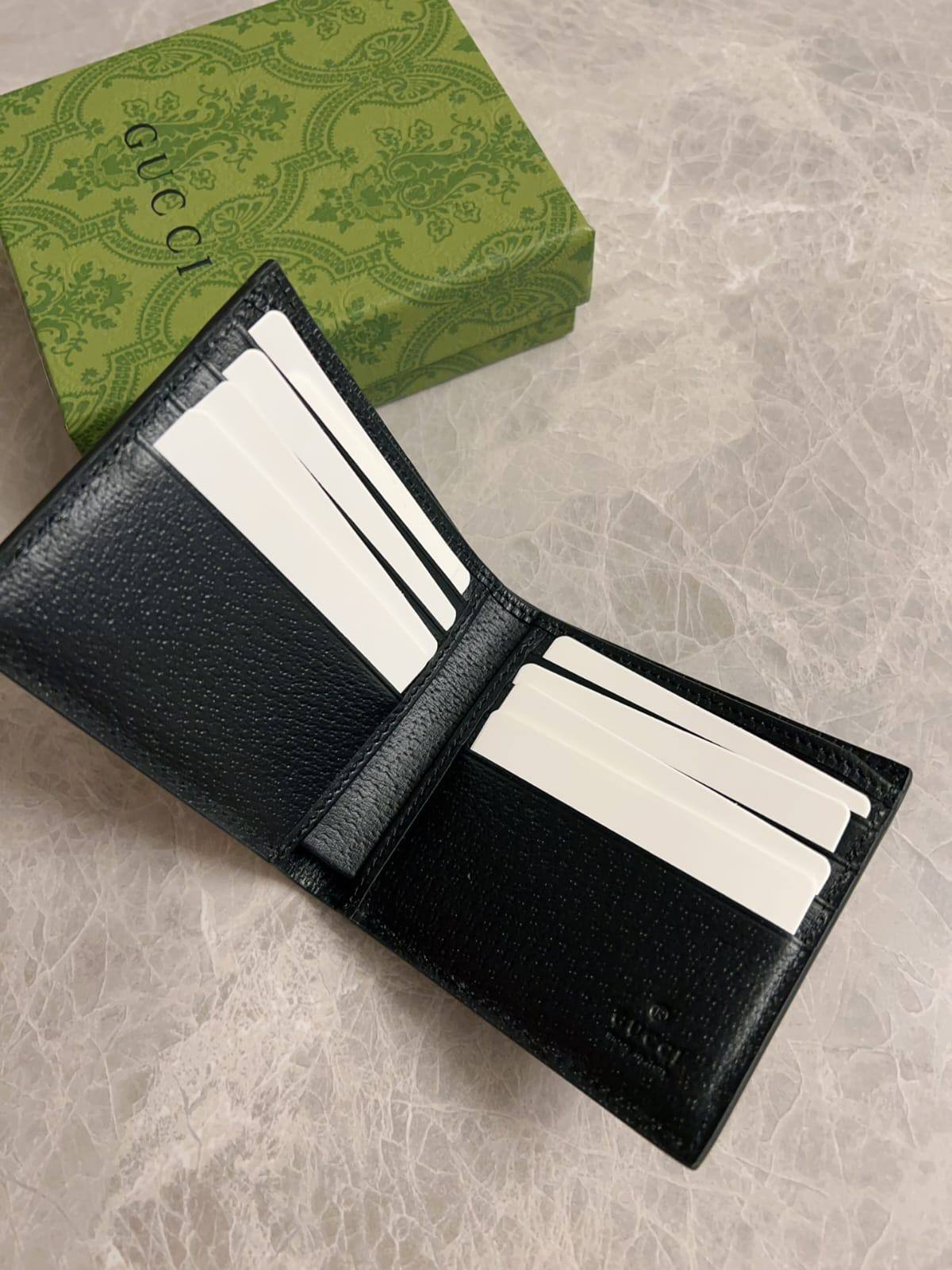 NEW COLLECTION👌🏻
GUCCI WALLET MAN❤‍🔥
 MASTER Quality👑With Original Packaging👌🏻


For Price 👇 WhatsApp✅
0568585901 
0507557372
0552275751 Owner Zain 👌

Zain329
♥️♥️♥️