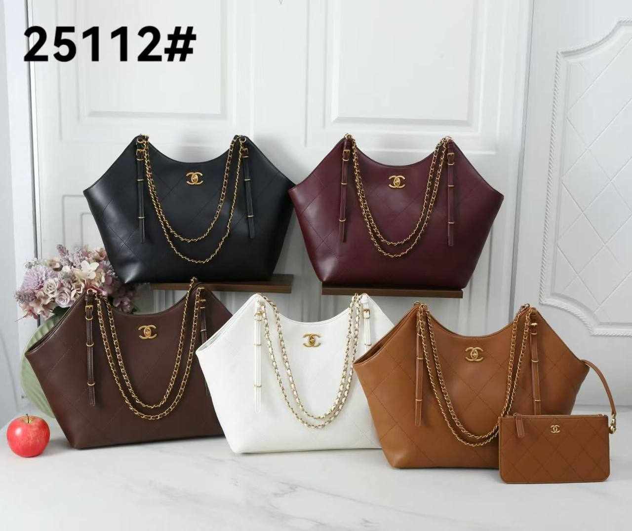 Chanel
110 dhs✅

Zain13
♥️♥️♥️