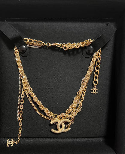 CHANEL

Normal Box
🎁🎁🎁

90 dhs🪙🌨️

Zain263
♥️♥️♥️